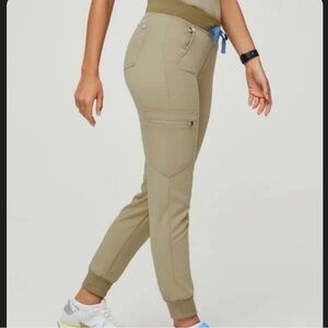 FIGS sandstone like new